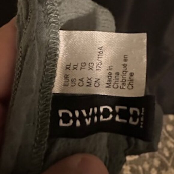 DIVIDED Dress Size XL - Picture 3 of 4